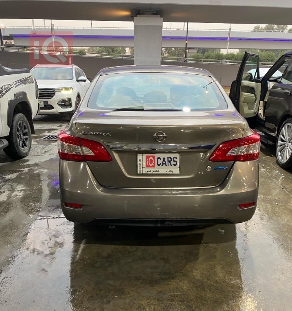 نيسان سنترا